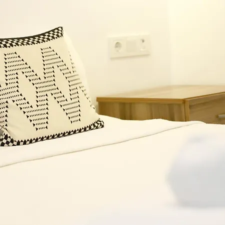 Camlik 87 Hotel Ayvalı